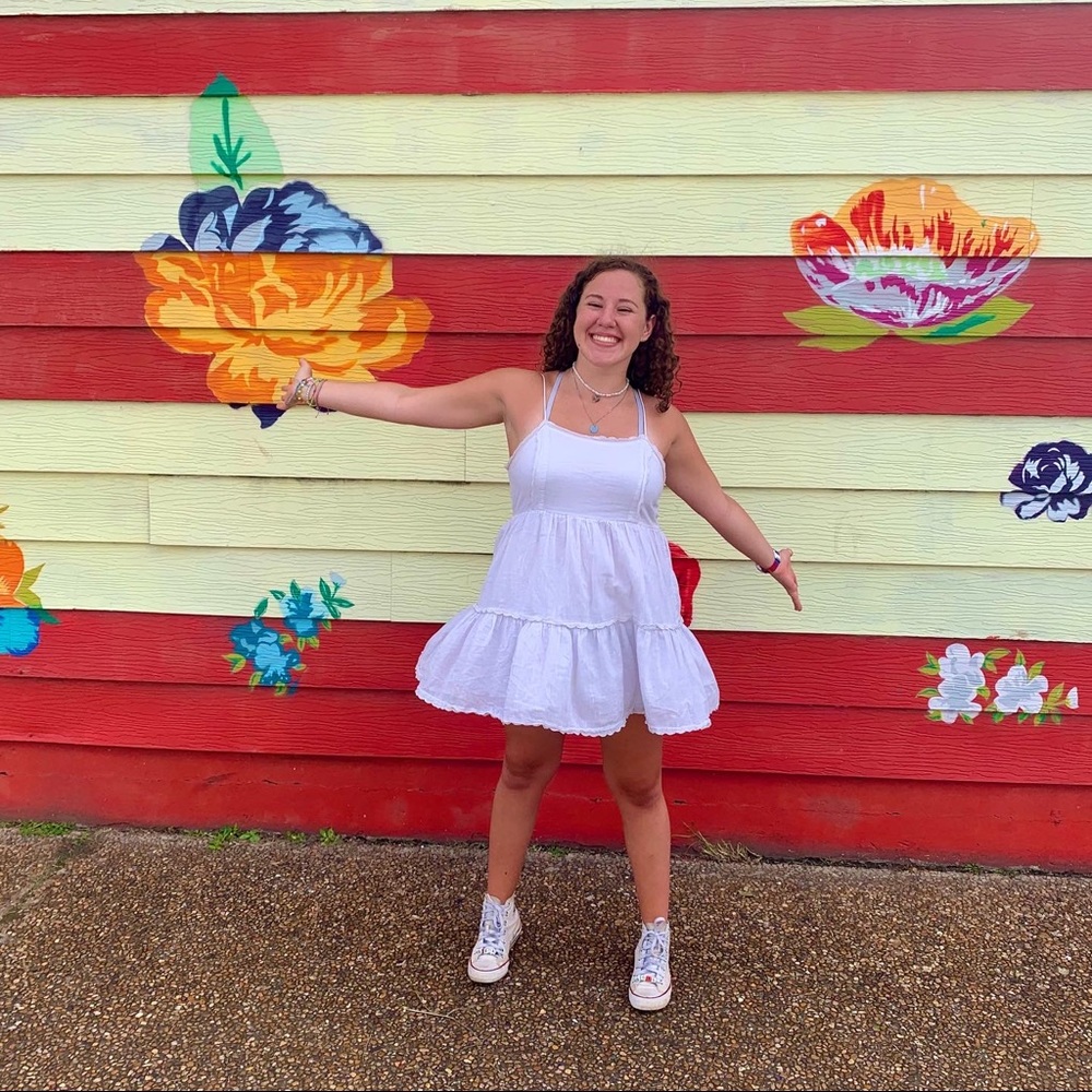 Meet your Posher, Laurie